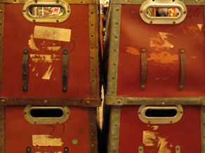 \"FR SUROY CARTON METAL BOX\"ってこんなこと。_c0140560_1239221.jpg