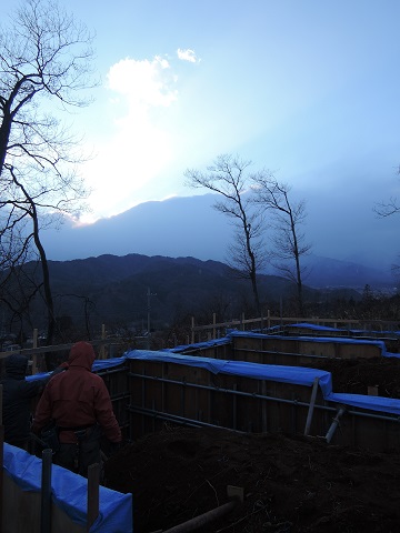 長坂町Y下さん邸の現場より 9_a0211886_23433575.jpg