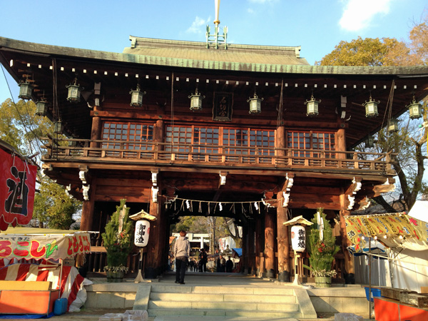 地元、東大阪・石切神社の大祓式に参加_a0000006_22521999.jpg