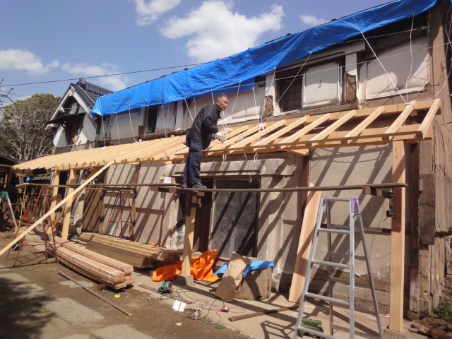震災復旧、その2_b0124462_5461642.jpg