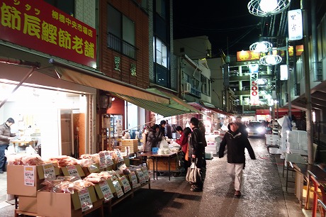 やっぱり市場は面白い(柳橋)_a0152501_14185456.jpg
