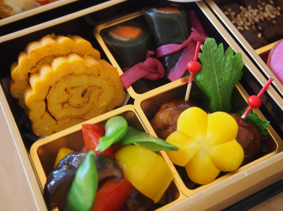 マクロビオティックのおせちで「おめでとうございます!」_c0125702_22024912.jpg