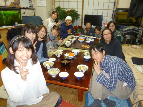 お客さんがたくさん遊びに来てくれました!_a0080406_17553319.jpg