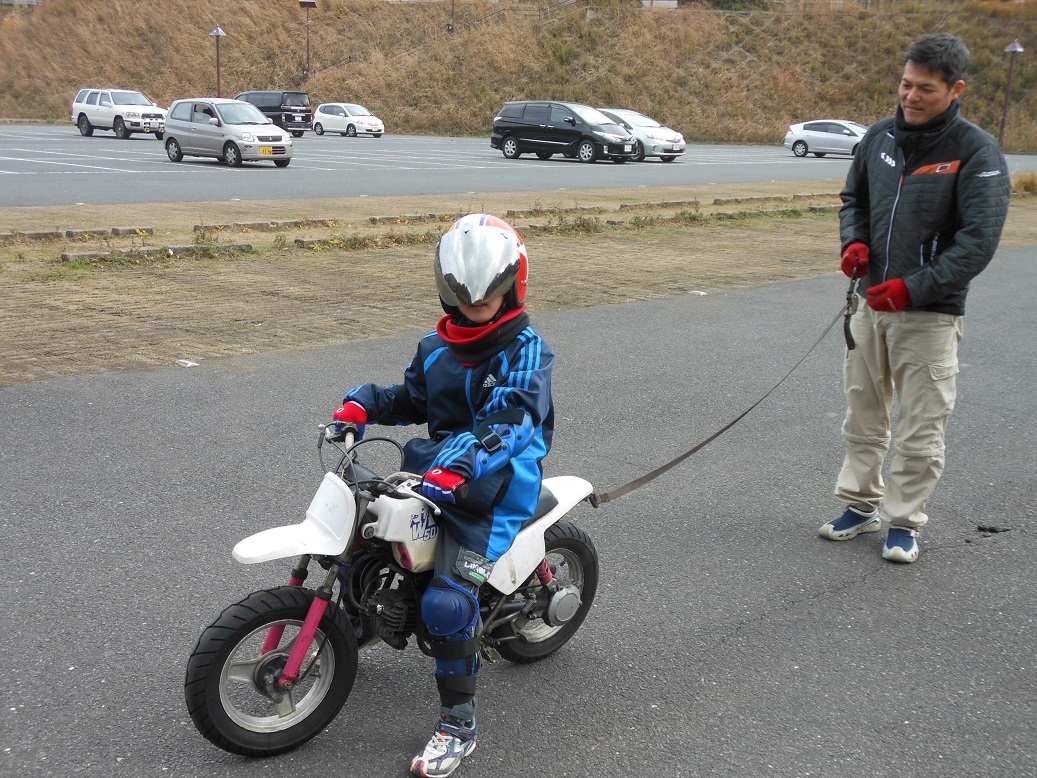 いよいよバイクデビュー？ですやん！_f0056935_22423464.jpg