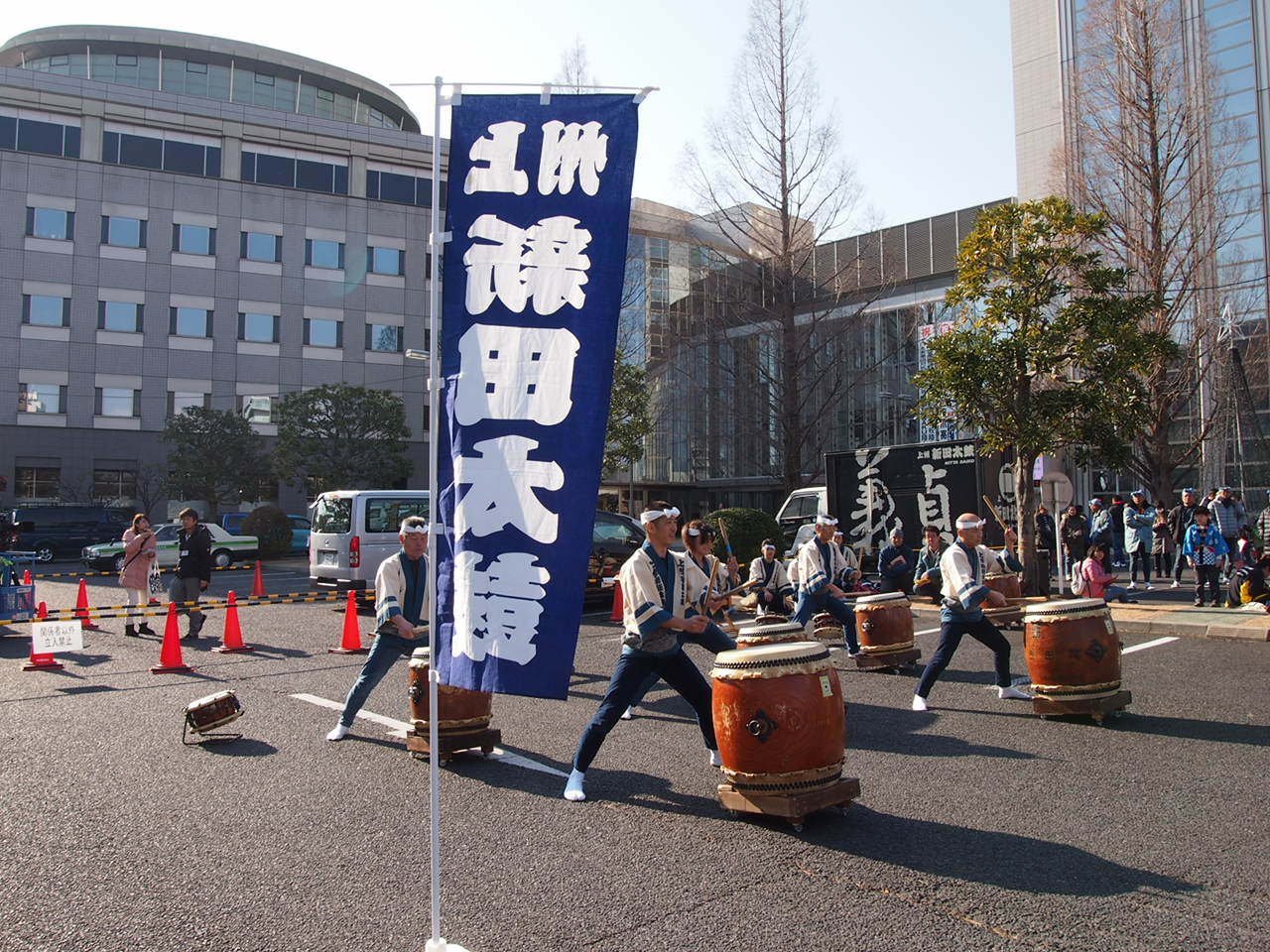 ニューイヤー駅伝inぐんま 太田市市役所駐車場 第四中継所 群馬県太田市