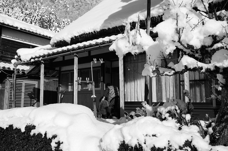 初雪撮り！美山茅葺きの里雪景色　其の二_f0032011_15512279.jpg