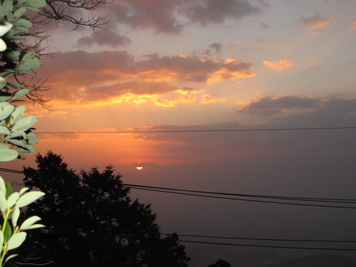 金峰山頂上にて平成２６年のご来光を拝む_d0109916_18215557.jpg