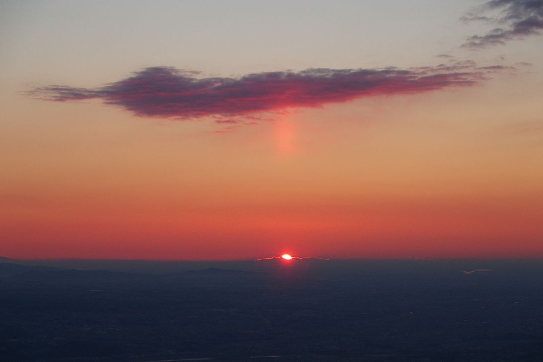 太陽柱（サンピラー）現る！_a0031821_11125422.jpg