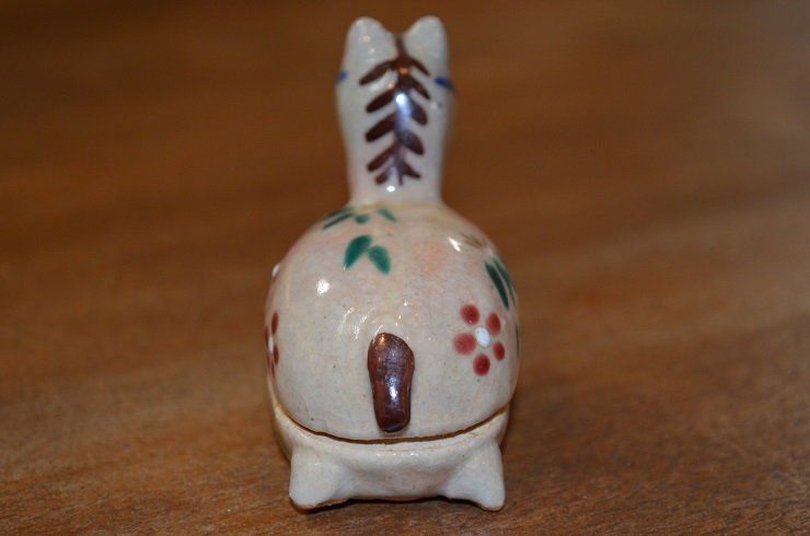明日の初釜が待ちきれず、馬の香合よっしー登場!_d0230676_15395356.jpg