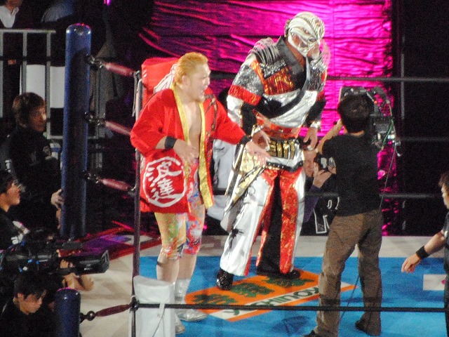 新日本プロレス「WRESTLE KINGDOM 8 in 東京ドーム」_b0000829_10475515.jpg