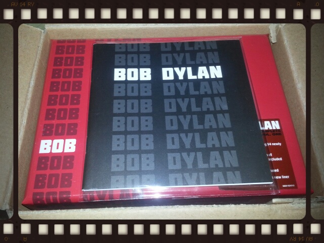 BOB DYLAN / THE COMPLETE COLUMBIA ALBUMS COLLECTION VOL.ONE_b0042308_21244159.jpg