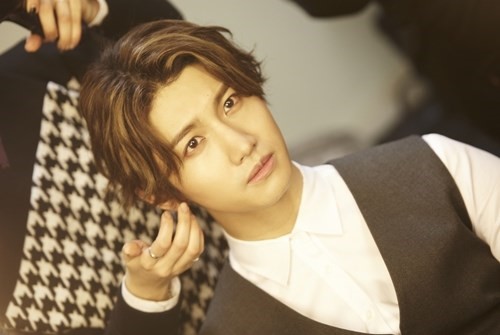 スターキャスト 誰も知らないこと 東方神起 控え室の ソムシン あっちこっちそっち