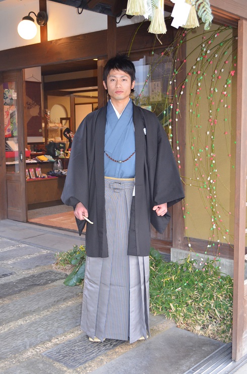 純平君、ご成人おめでとう(^∀^ 勇ましい袴姿_d0230676_16414417.jpg