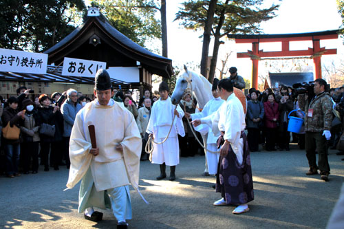 上賀茂神社 白馬奏覧と七草粥_e0048413_20564063.jpg