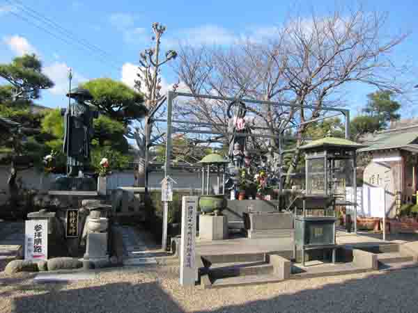 清冷山 薬師院 (ぼたん寺)_a0045381_8514429.jpg