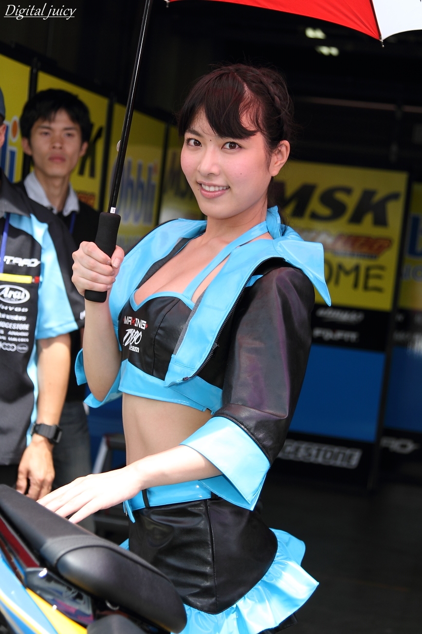 由愛可奈 さん(Team TARO PLUS ONE レースクイーン)_c0216181_2231616.jpg