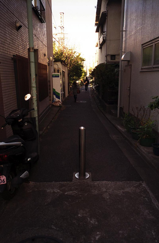都会の路地裏 K 1 がふたつめになりました 都会の路地裏 K 1 がふたつめになりました
