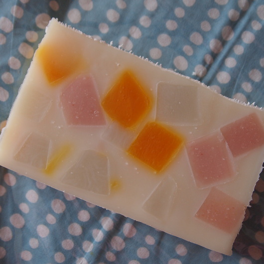2014年石けん③クラリセージのホルモン石けん_a0292194_10464157.jpg