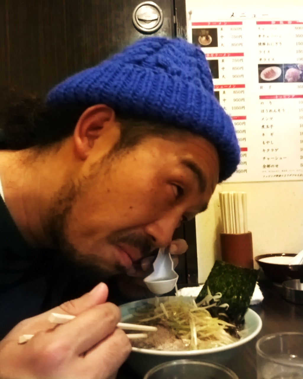 なにはともあれ今日は最後のハンガーだ_f0180307_16475945.jpg