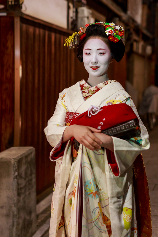 お化け 祇園甲部 紫乃さんとまめ藤さんの千社札 お化け 祇園甲部