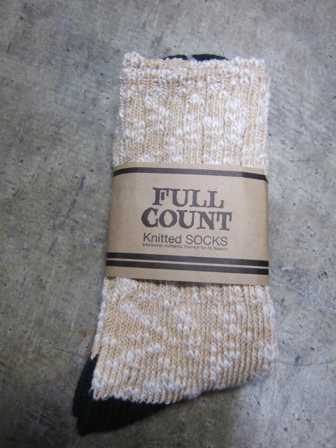 レジ前の人気小物!★? BANDWAGON(MIX SOX) & BLACK Sheep(手袋)!! _d0152280_0302987.jpg