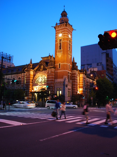 横浜市開港記念会館(大正モダン建築探訪)_f0142606_1226476.jpg