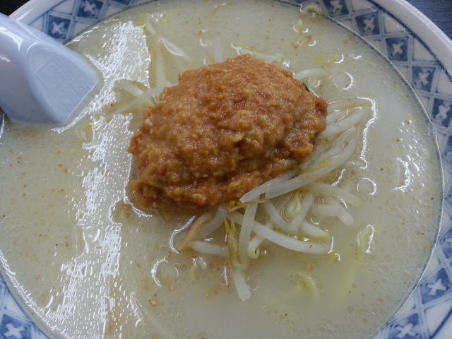 1/5 九州らーめん桜島東町店 みそラーメン¥500_b0042308_3067.jpg