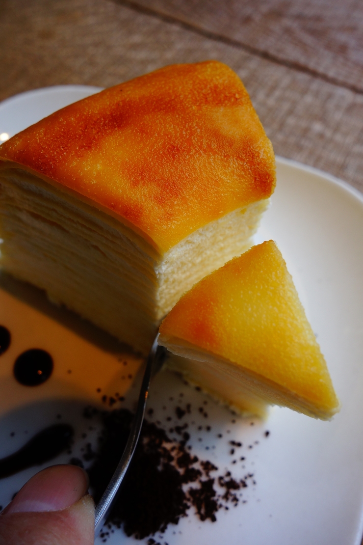 LATTEST Omotesando Espresso bar(ラテスト)表参道/カフェ~表参道をぶらぶら その2_a0287336_10181122.jpg