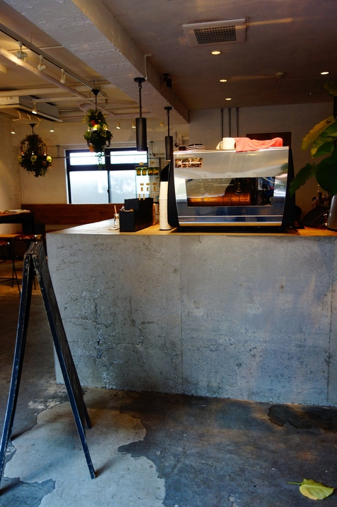 LATTEST Omotesando Espresso bar(ラテスト)表参道/カフェ~表参道をぶらぶら その2_a0287336_10292273.jpg