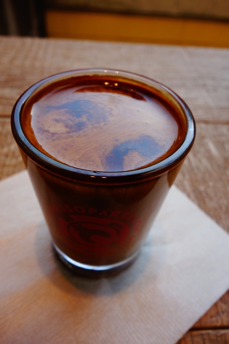 LATTEST Omotesando Espresso bar(ラテスト)表参道/カフェ~表参道をぶらぶら その2_a0287336_1051489.jpg