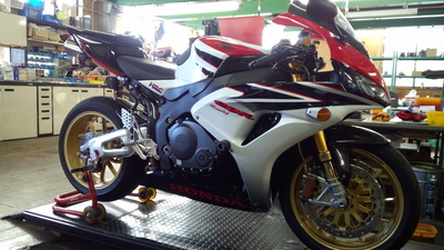 パワーコマンダーⅤ CBR1000RR(SC57)_e0114857_8282117.jpg