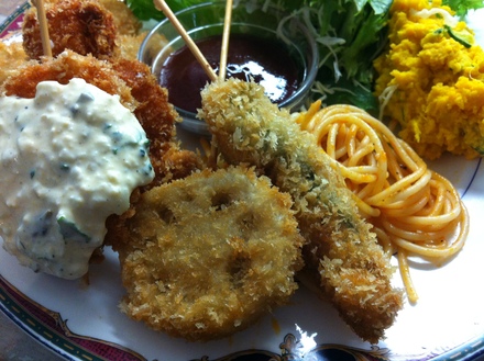 謎の串カツ 日進市 ブリットボウル_c0128487_8301260.jpg