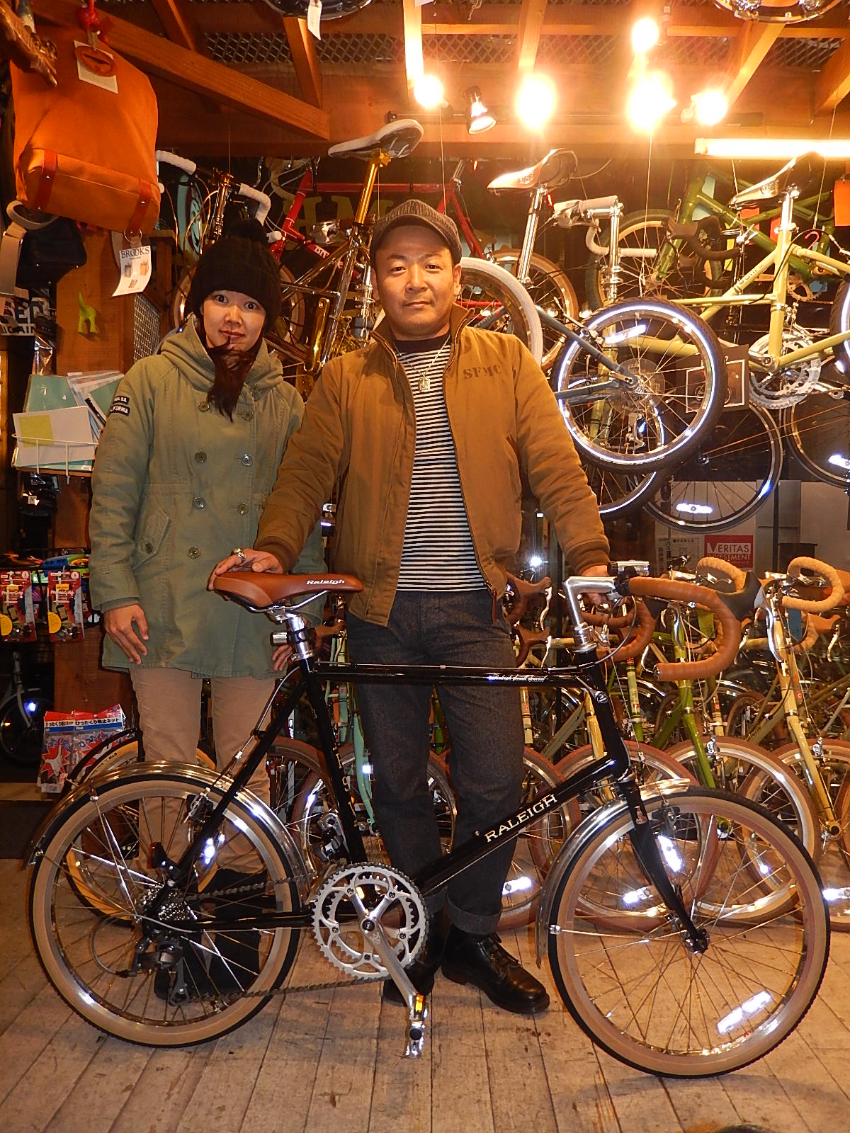 1月11日　渋谷　原宿　の自転車屋　FLAME bike前です_e0188759_11301867.jpg