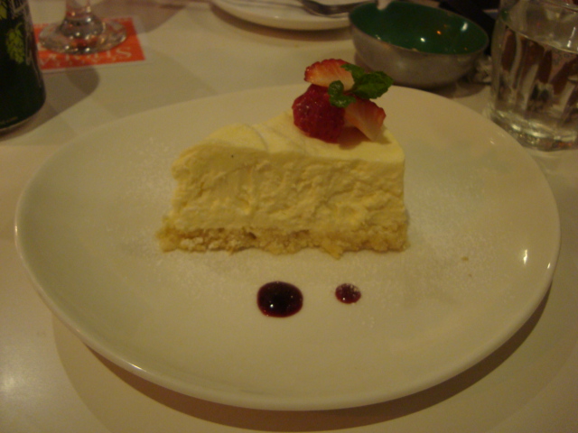 荻窪「カフェ ストラーダ」へ行く。_f0232060_22175644.jpg