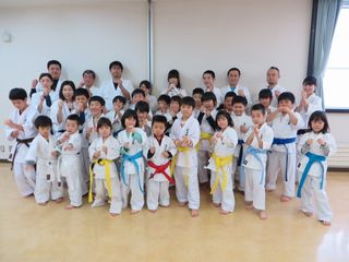 新琴似教室 日曜空手の稽古始め!_c0118332_1436840.jpg