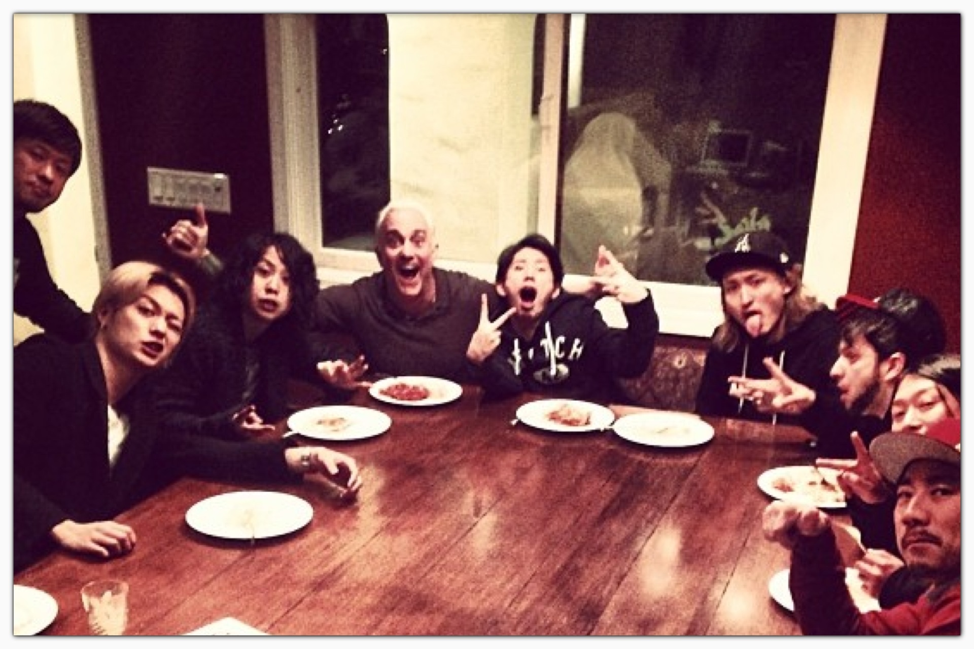 Radwimps One Ok Rock たわごと Radwimps One Ok Rock たわごと
