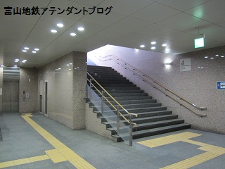 電鉄富山駅から富山ライトレールの乗り換え_a0243562_167564.jpg