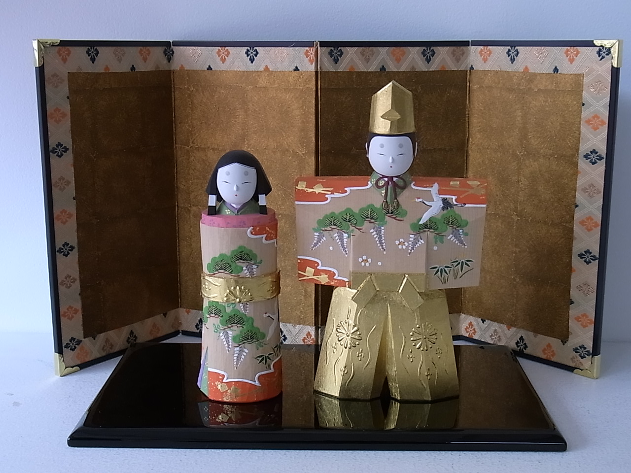 奈良一刀彫　『吉岡一泰雛人形展』引続きショップにて展示致します。_e0256889_22105208.jpg