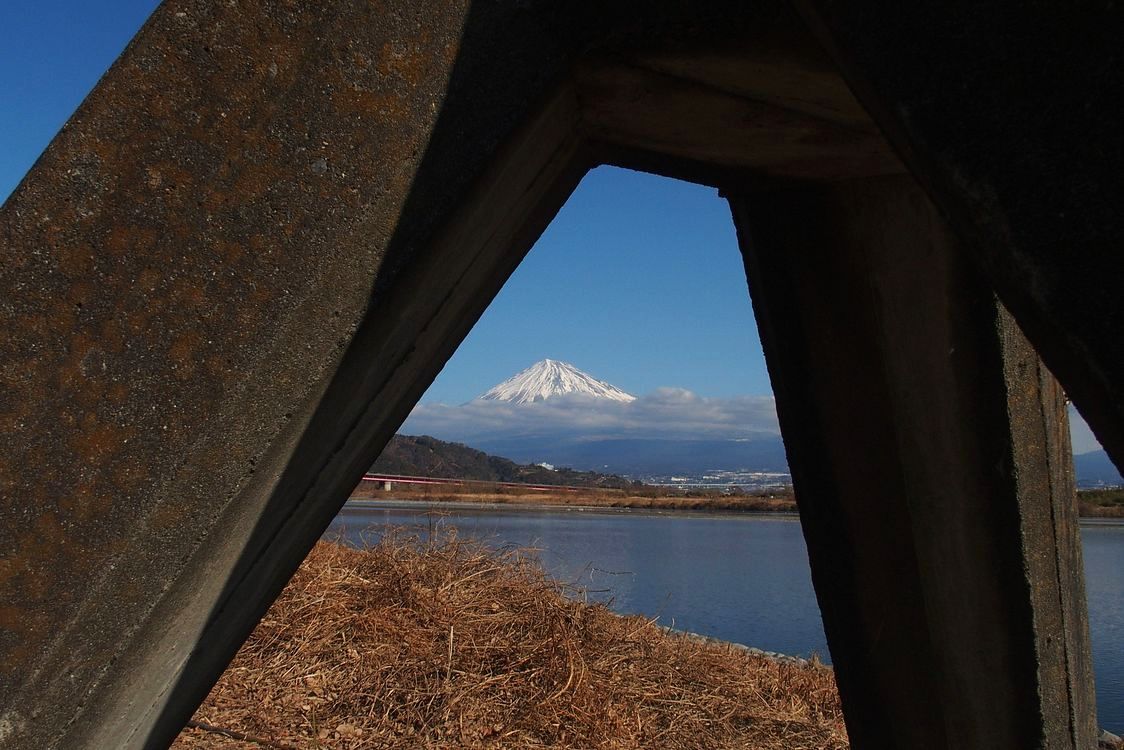 富士山を撮る・・・ちょっと違った視点で・・・_a0031821_20211018.jpg