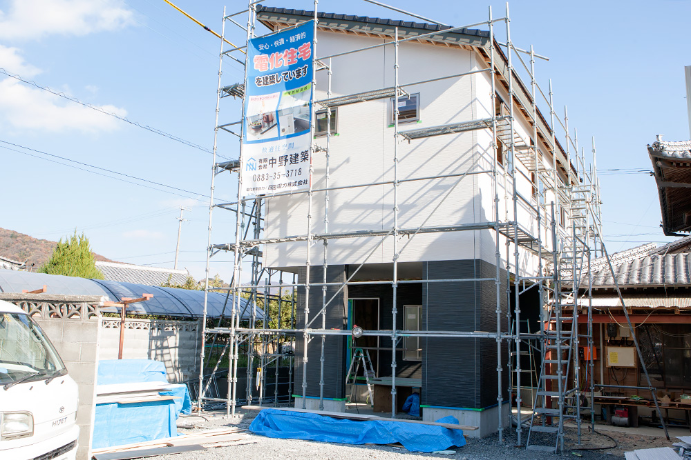 スマートな外観!木造2階建てオール電化住宅〜その3〜_a0163962_11213610.jpg