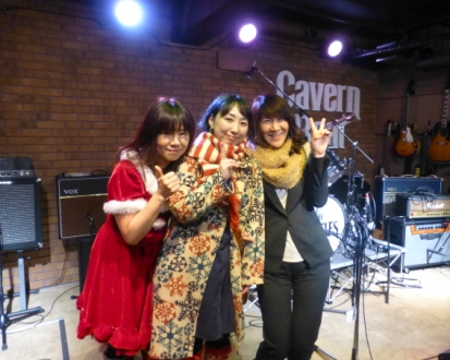 2013年・カラフル年末ライブ初日のライブレポpart2★_e0188087_0261526.jpg