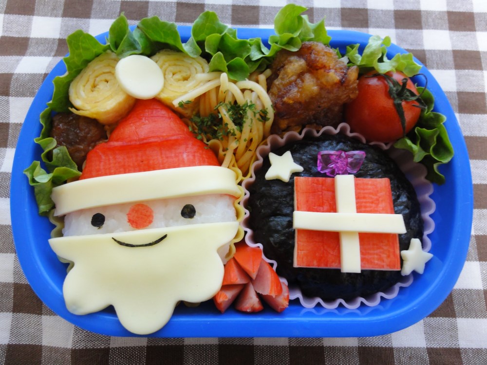 キャラ弁 サンタさんとプレゼントのクリスマスお弁当 子連れハワイ旅行blog