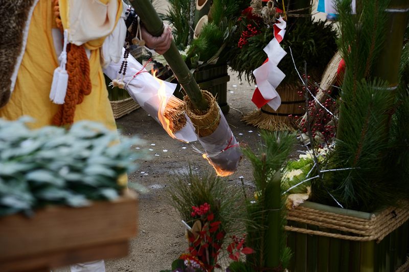 左義長神事@新熊野神社 其の二_f0032011_1943266.jpg
