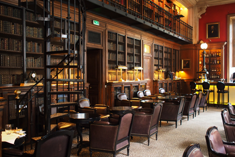 Saint James Paris - Library Barとレストランで楽しいひととき。_d0063314_23475753.jpg