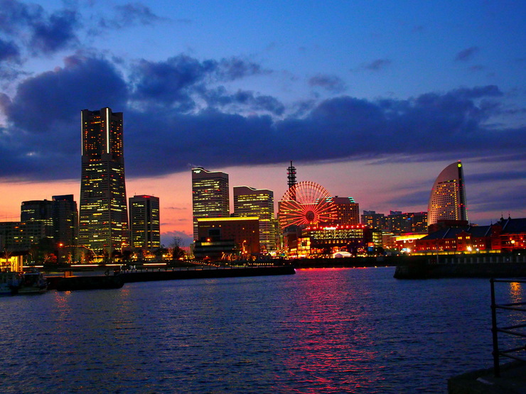 横浜みなとみらいー大桟橋_b0093625_1532689.jpg