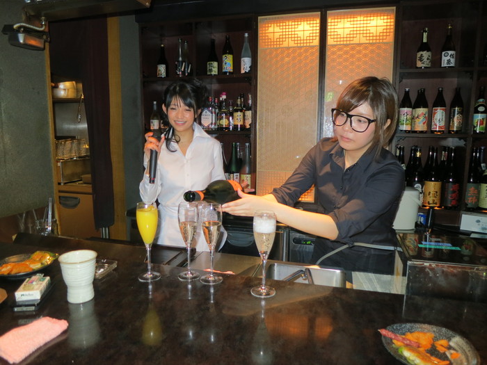 油屋黒松四周年&範田紗々1日店長コラボートイベント_a0019032_21391611.jpg