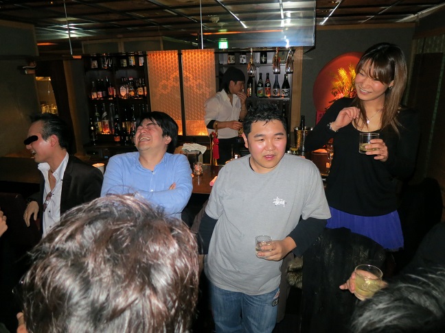 油屋黒松四周年&範田紗々1日店長コラボートイベント_a0019032_21412411.jpg