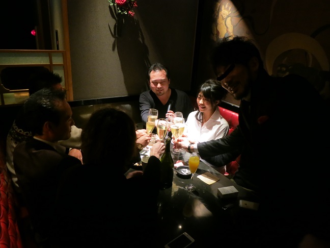 油屋黒松四周年&範田紗々1日店長コラボートイベント_a0019032_2141333.jpg