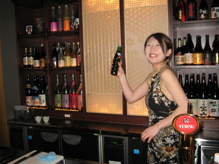油屋黒松四周年＆範田紗々1日店長コラボートイベント_a0019032_2152770.jpg