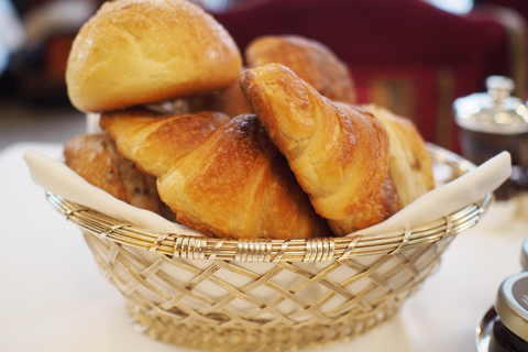 Saint James Paris - 美しい朝食。_d0063314_0203869.jpg